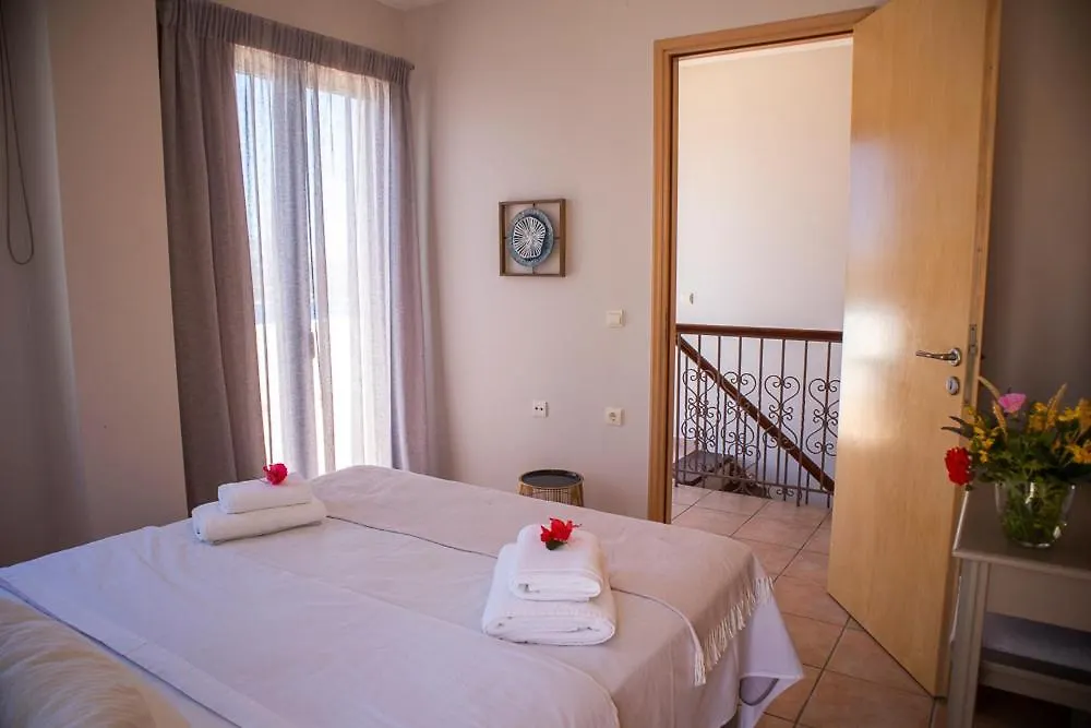 Althea Maisonettes Aptera 0*,